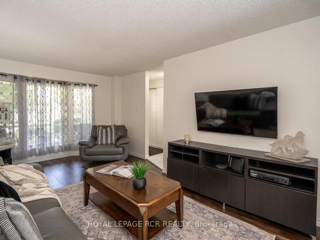 









252


Elmwood

Crescent,
Orangeville,




ON
L9W 4T4

