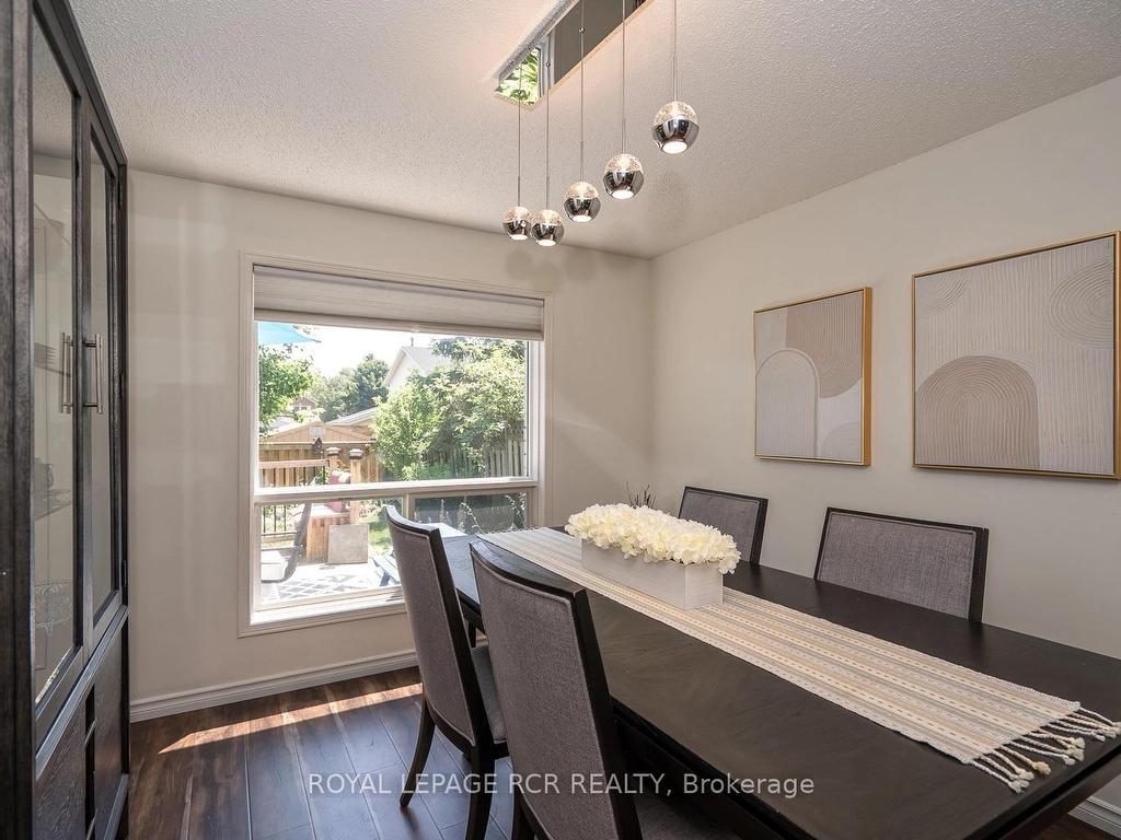 









252


Elmwood

Crescent,
Orangeville,




ON
L9W 4T4

