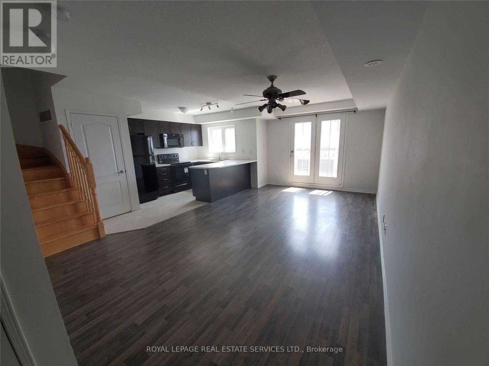












4 - 47 HAYS BOULEVARD

,
Oakville,




Ontario
L6H0J1

