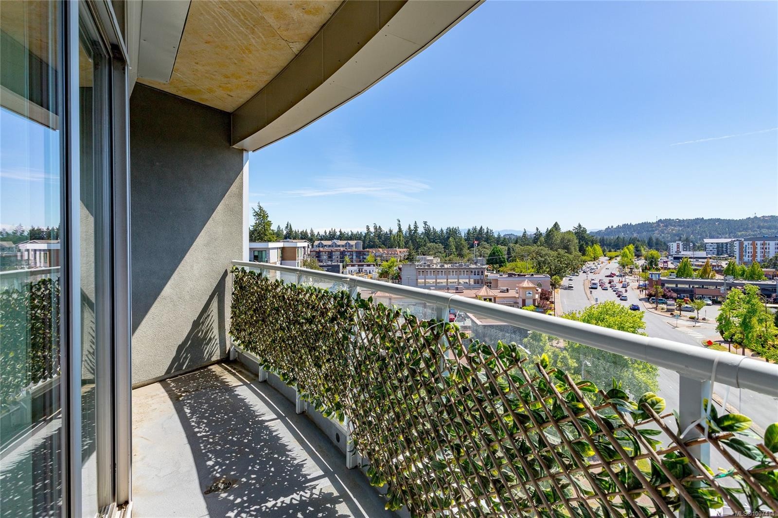 









2745


Veterans Memorial

Pkwy, 728,
Langford,




BC
V8X 5C6

