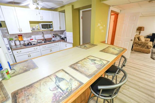 









369


Bairdmore

BLVD,
Winnipeg,




MB
R3T 6B1

