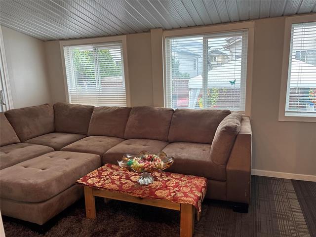 









369


Bairdmore

BLVD,
Winnipeg,




MB
R3T 6B1

