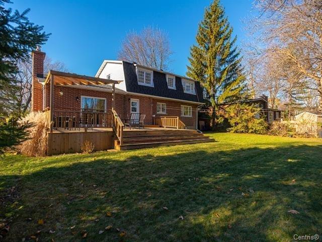 









29


Circle Road

,
Beaconsfield,




QC
H9W5B6


