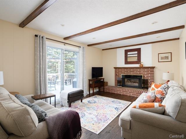 









29


Circle Road

,
Beaconsfield,




QC
H9W5B6

