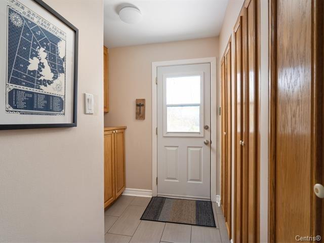 









29


Circle Road

,
Beaconsfield,




QC
H9W5B6

