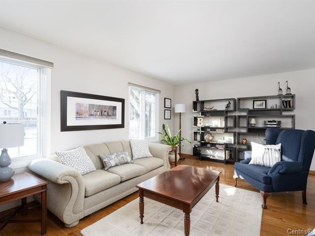 









29


Circle Road

,
Beaconsfield,




QC
H9W5B6

