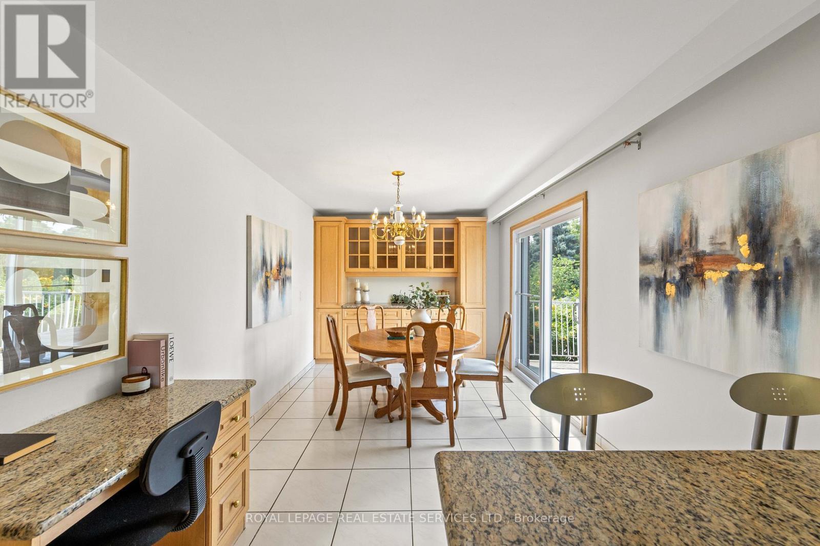 












12 HALIBURTON AVENUE

,
Toronto,




Ontario
M9B4Y2

