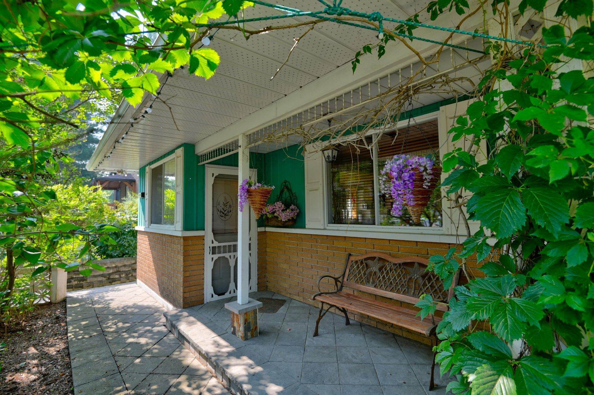 









153


Rue L'Espérance

,
Lavaltrie,




QC
J5T2X1

