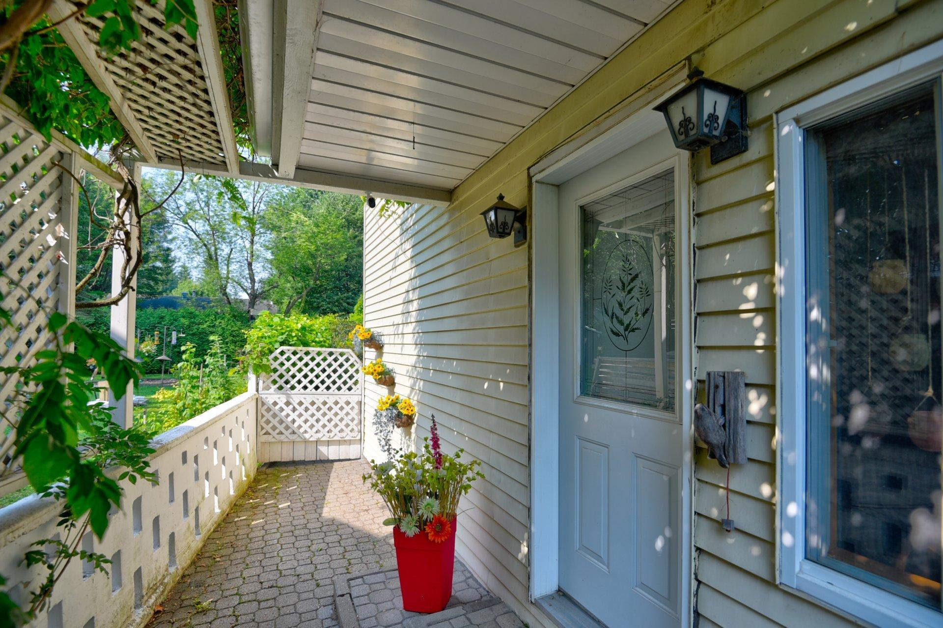 









153


Rue L'Espérance

,
Lavaltrie,




QC
J5T2X1

