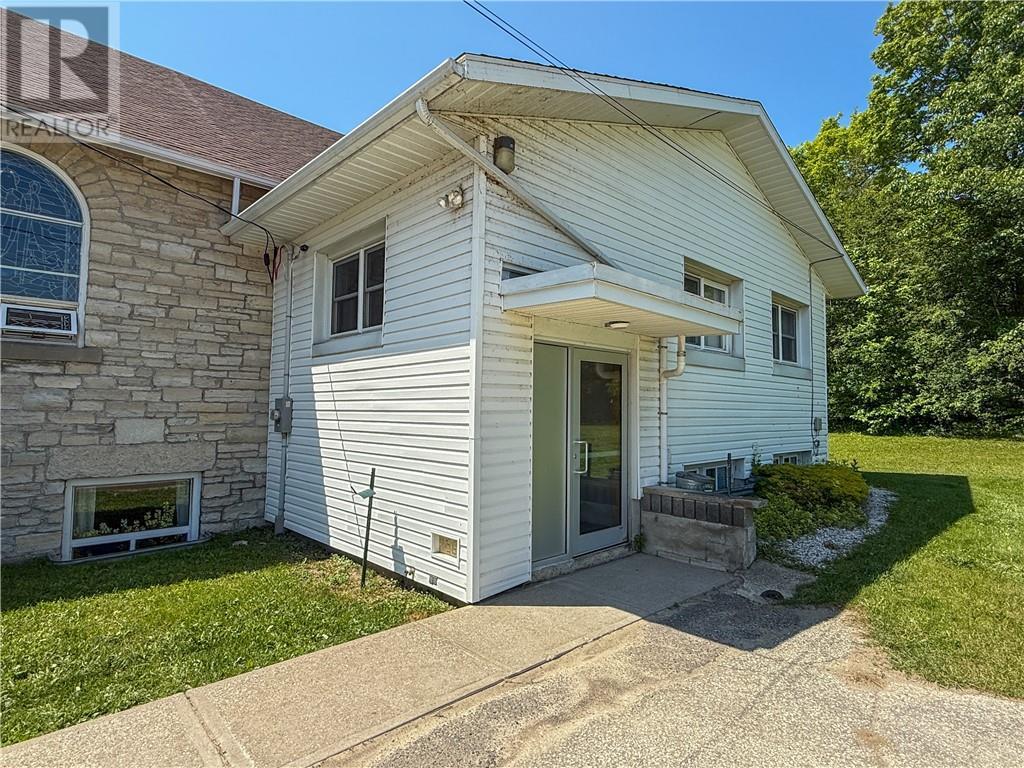 












6070 King Street

,
Mindemoya, Manitoulin Island,




Ontario
P0P1S0

