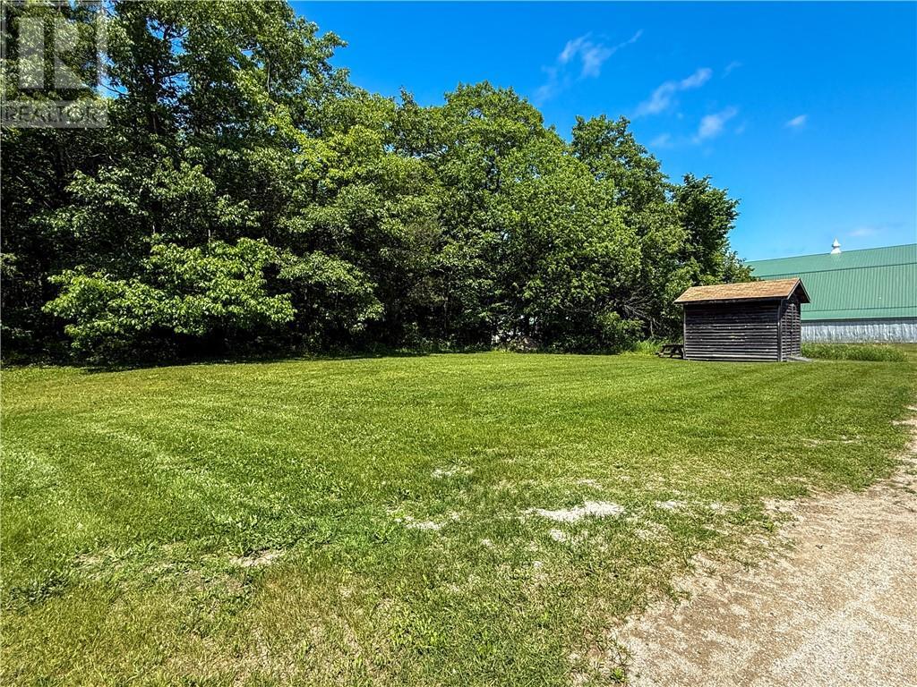 












6070 King Street

,
Mindemoya, Manitoulin Island,




Ontario
P0P1S0

