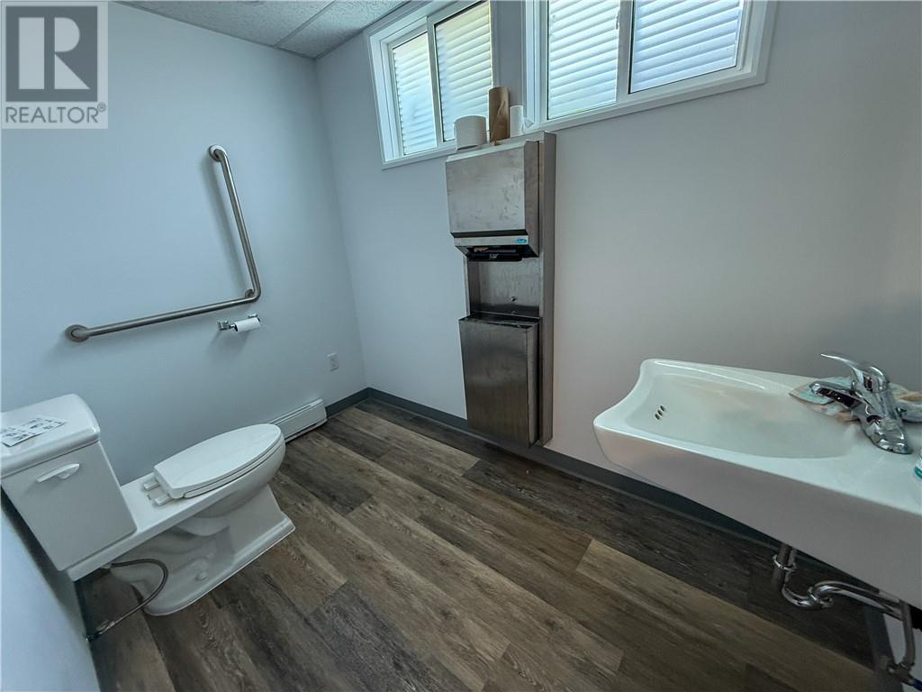 












6070 King Street

,
Mindemoya, Manitoulin Island,




Ontario
P0P1S0

