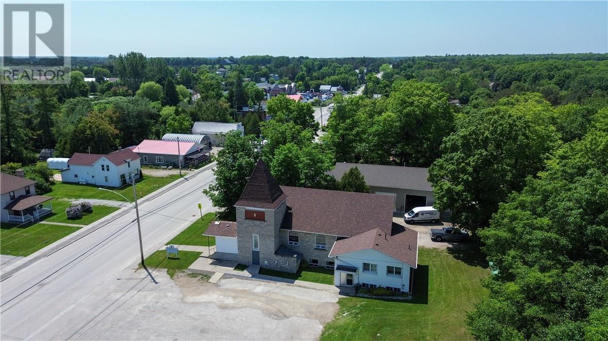 












6070 King Street

,
Mindemoya, Manitoulin Island,




Ontario
P0P1S0

