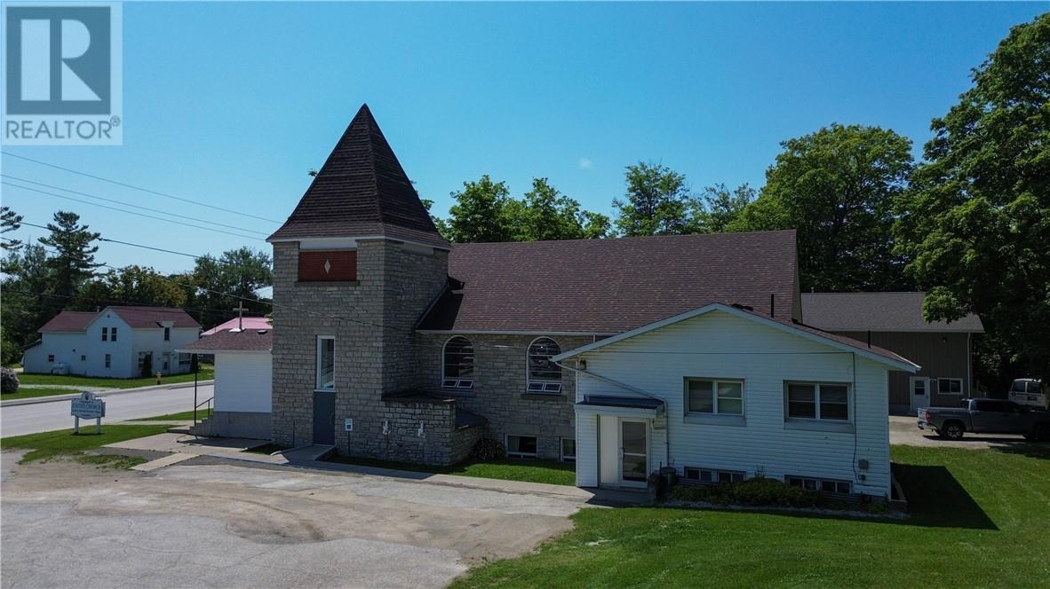 












6070 King Street

,
Mindemoya, Manitoulin Island,




Ontario
P0P1S0

