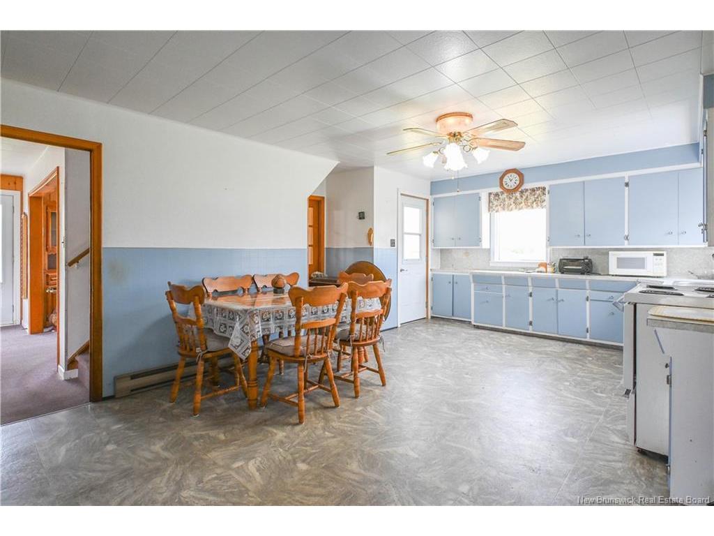 









241


Poirier

RD,
Village-Des-Poirier,




NB
E8N 1N7


