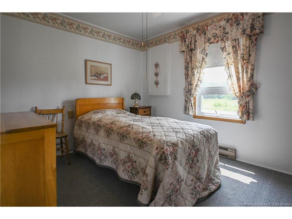 









241


Poirier

RD,
Village-Des-Poirier,




NB
E8N 1N7

