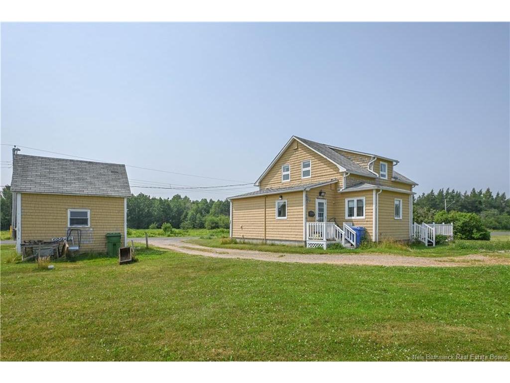









241


Poirier

RD,
Village-Des-Poirier,




NB
E8N 1N7

