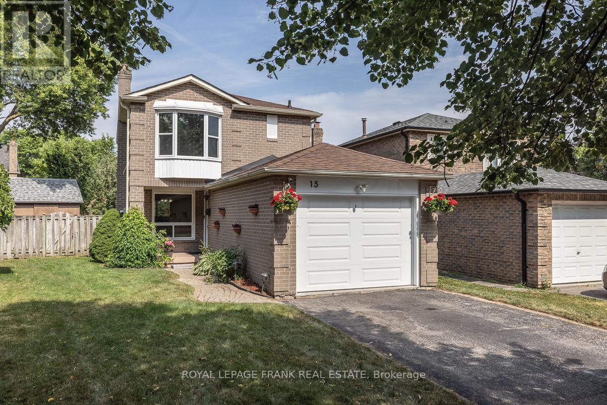 












15 RADFORD DRIVE

,
Ajax (Central West),




Ontario
L1T2H8

