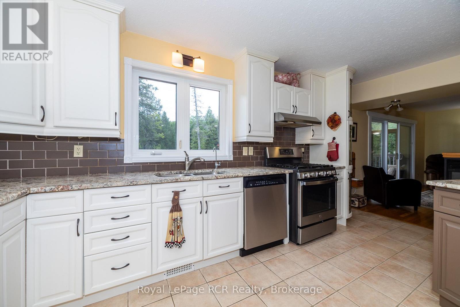 












360422 ROAD 160

,
Grey Highlands,




Ontario
N0C1E0

