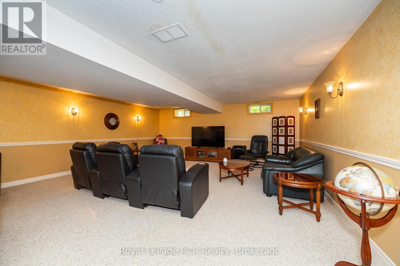 












360422 ROAD 160

,
Grey Highlands,




Ontario
N0C1E0

