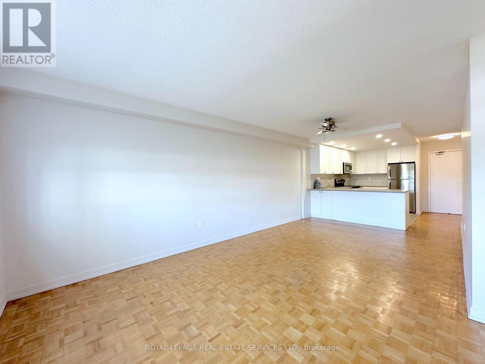 












510 - 190 CLARK BOULEVARD

,
Brampton,




Ontario
L6T4A8

