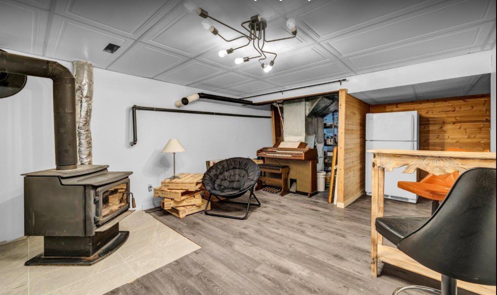 









174


Ch. du Lac-Murray

,
Aumond,




QC
J0W1W0

