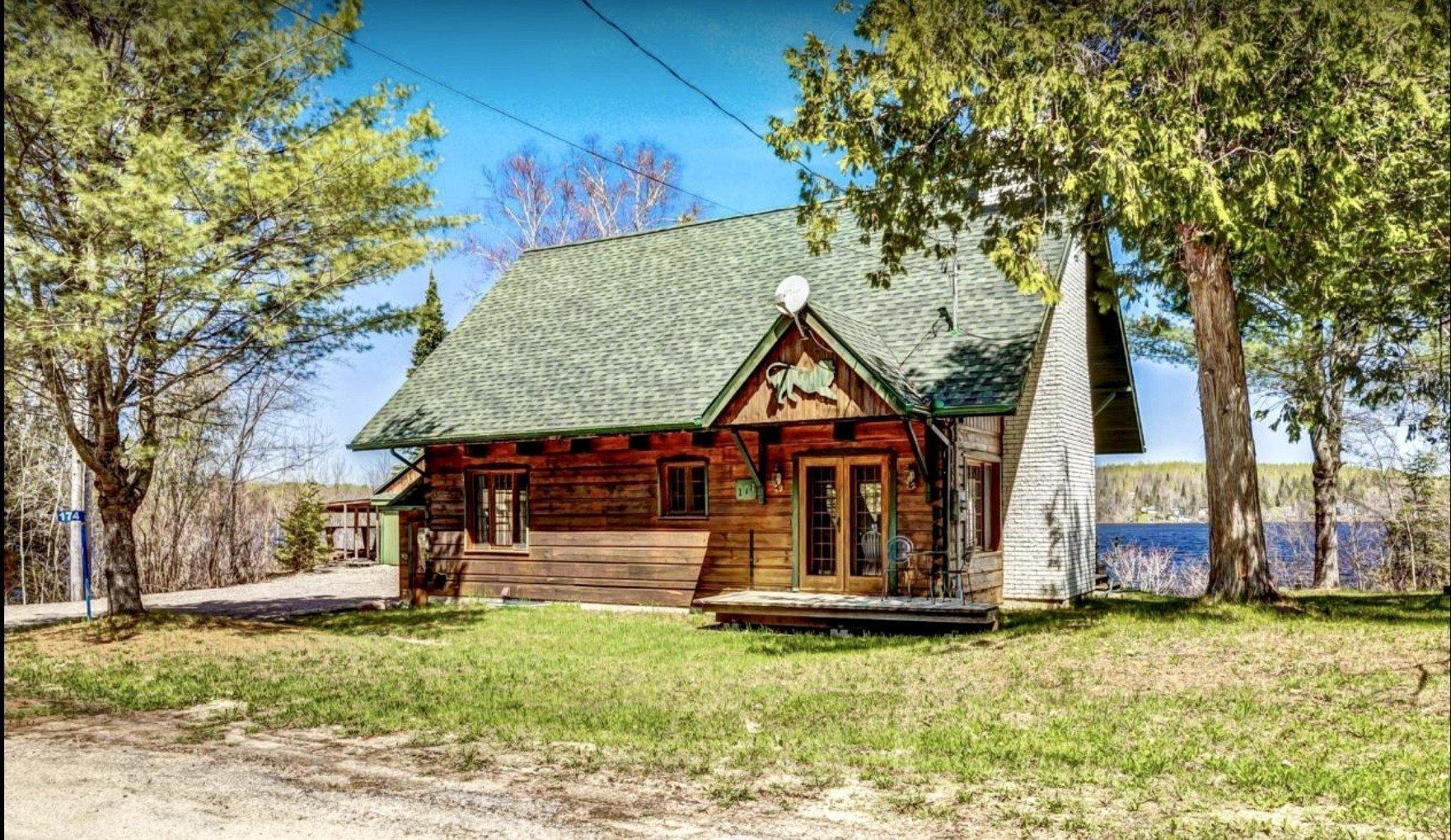 









174


Ch. du Lac-Murray

,
Aumond,




QC
J0W1W0


