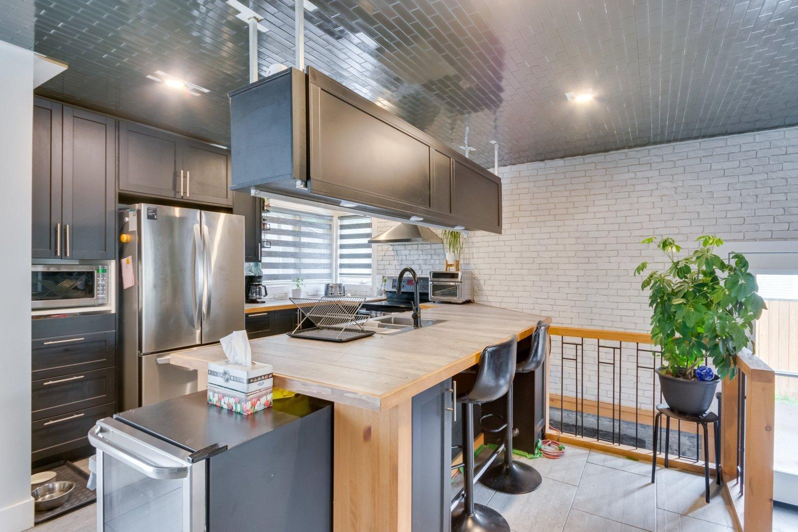 









104


Rue Léger

,
Gatineau (Gatineau),




QC
J8P4H4

