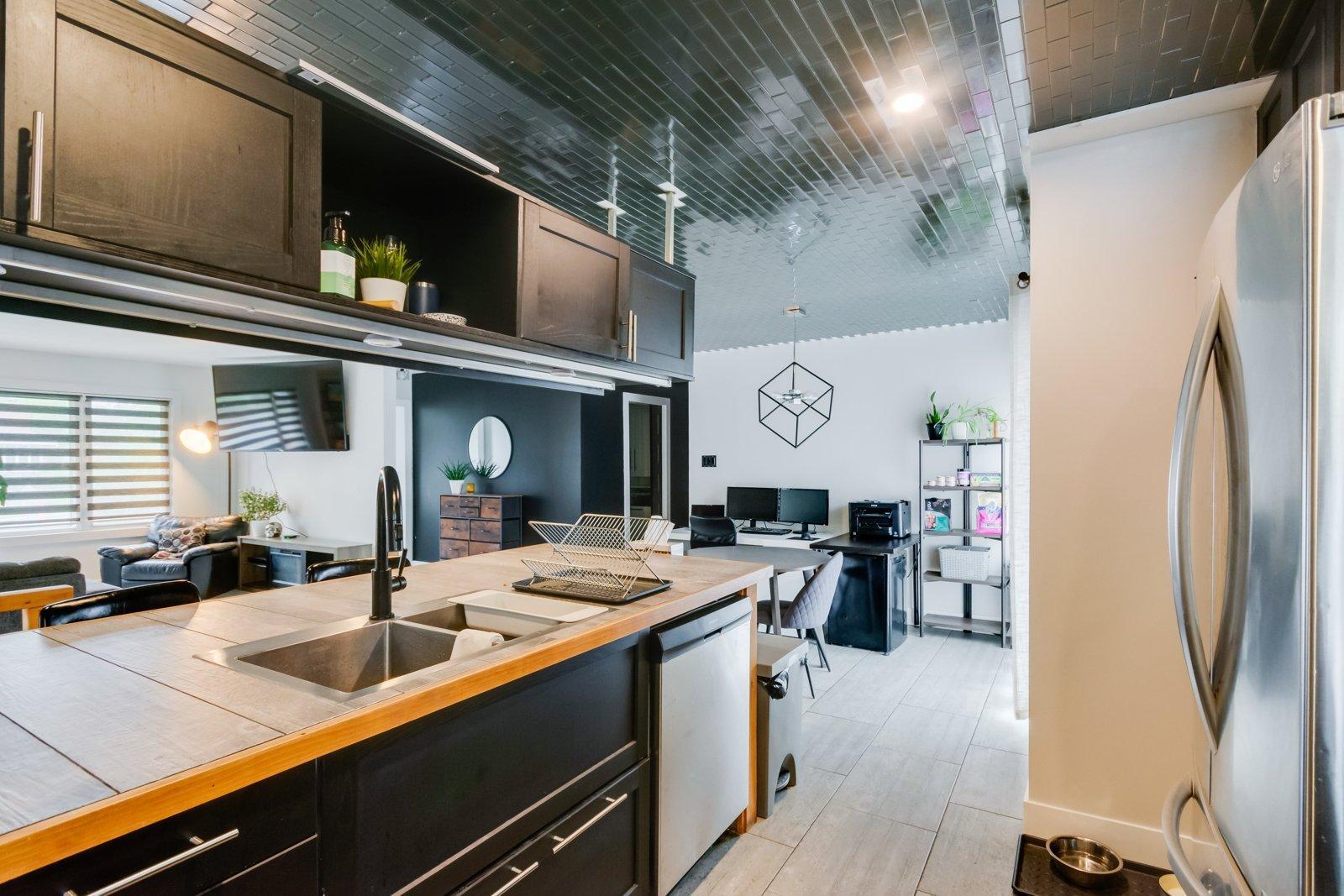 









104


Rue Léger

,
Gatineau (Gatineau),




QC
J8P4H4

