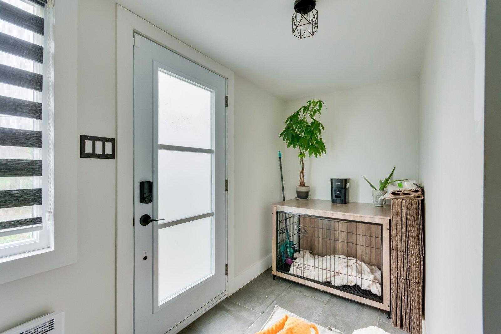 









104


Rue Léger

,
Gatineau (Gatineau),




QC
J8P4H4

