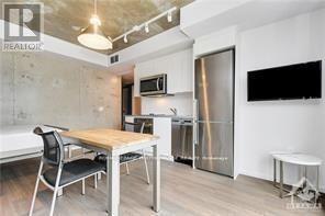 












718 - 105 CHAMPAGNE AVENUE

,
Ottawa,




Ontario
K1S4P3

