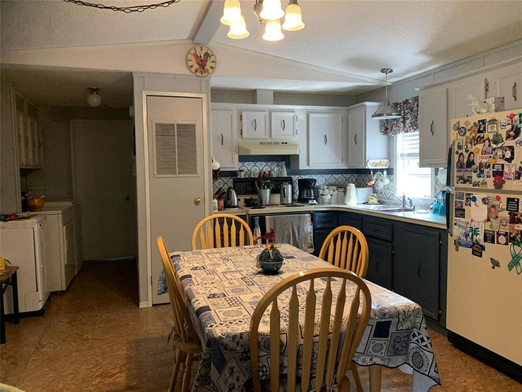 












3 Reiland Bay

,
Gladstone,




Manitoba
R0J0T0

