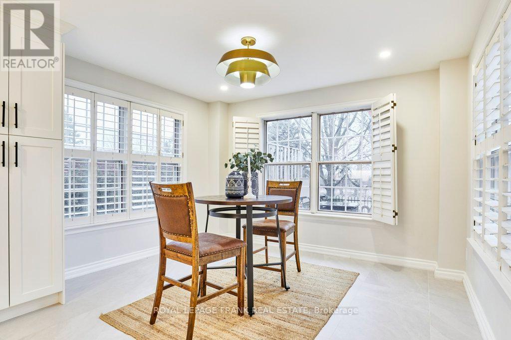 












1645 ACORN LANE

,
Pickering,




Ontario
L1Y1A7

