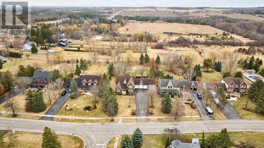 












1645 ACORN LANE

,
Pickering,




Ontario
L1Y1A7

