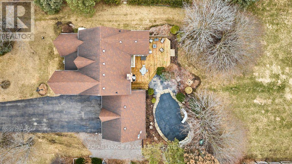 












1645 ACORN LANE

,
Pickering,




Ontario
L1Y1A7

