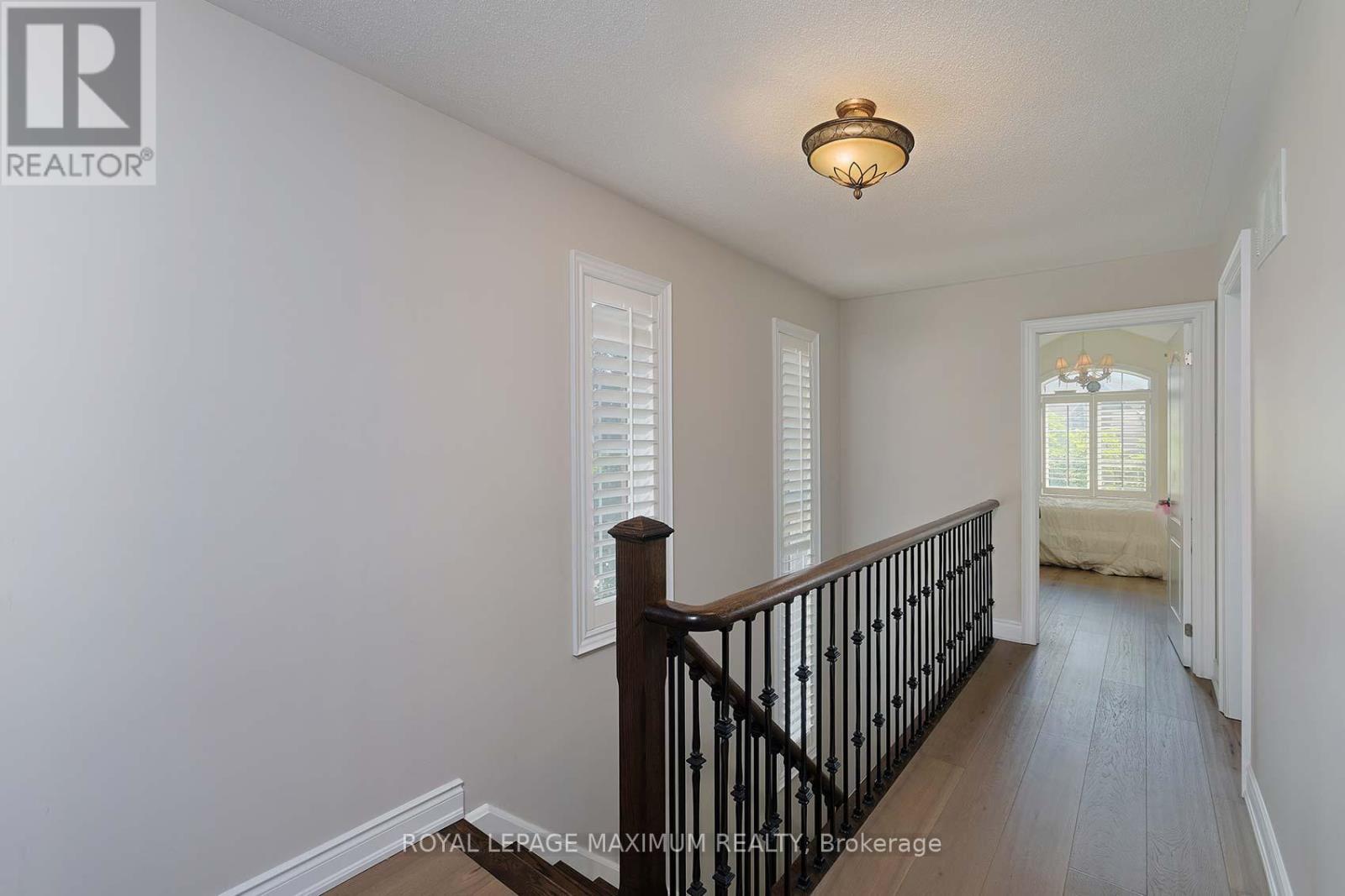 












8 SEDGEWICK PLACE

,
Vaughan,




Ontario
L4H3L5

