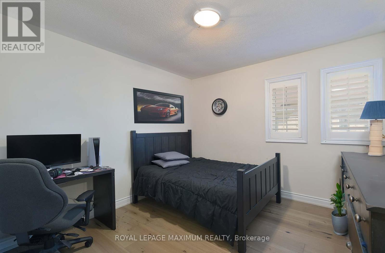 












8 SEDGEWICK PLACE

,
Vaughan,




Ontario
L4H3L5

