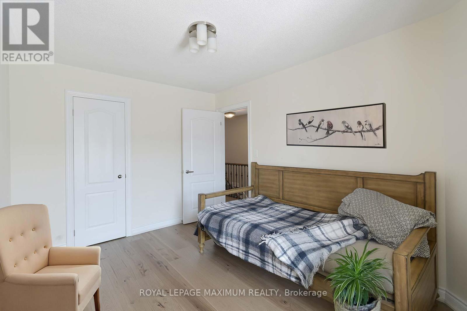 












8 SEDGEWICK PLACE

,
Vaughan,




Ontario
L4H3L5

