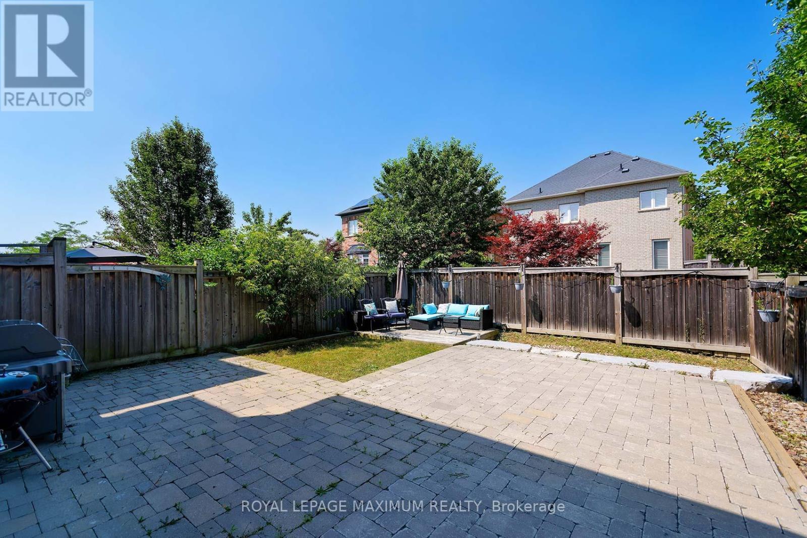 












8 SEDGEWICK PLACE

,
Vaughan,




Ontario
L4H3L5

