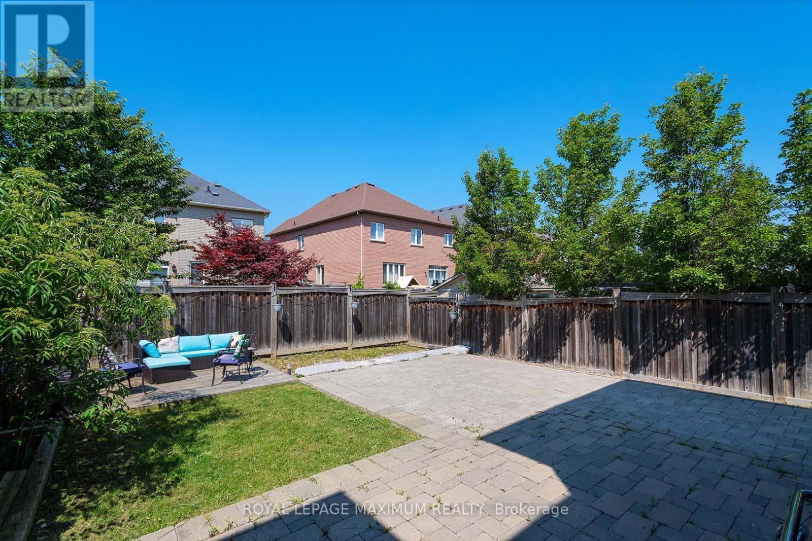 












8 SEDGEWICK PLACE

,
Vaughan,




Ontario
L4H3L5


