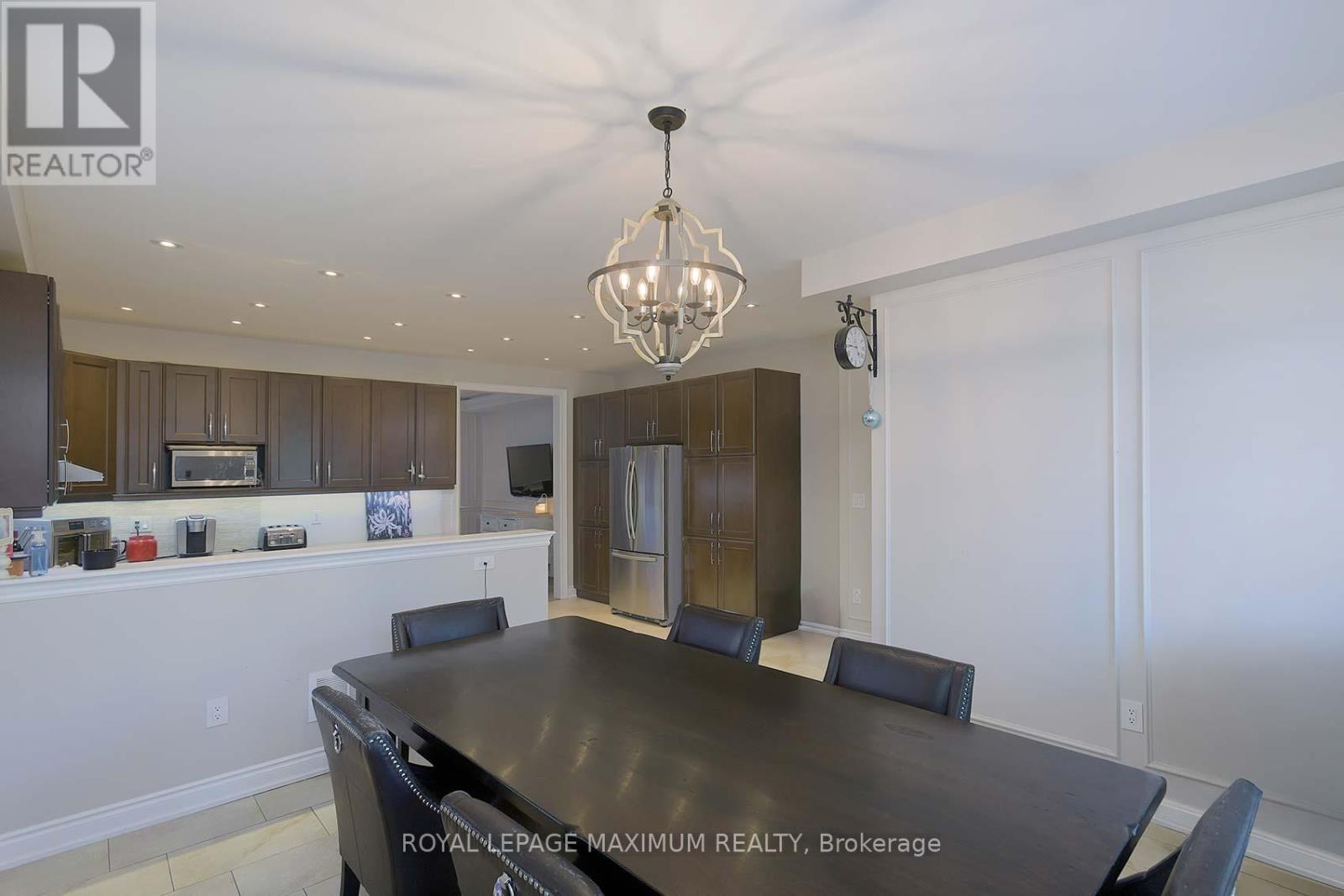 












8 SEDGEWICK PLACE

,
Vaughan,




Ontario
L4H3L5


