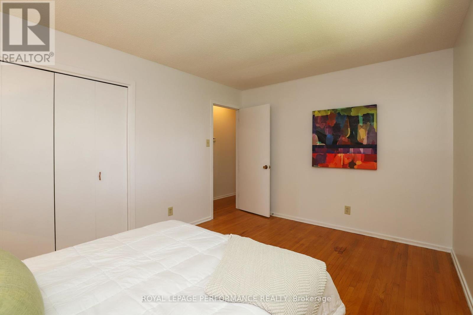 












45 KEEWATIN CRESCENT

,
Ottawa,




Ontario
K2E5S2

