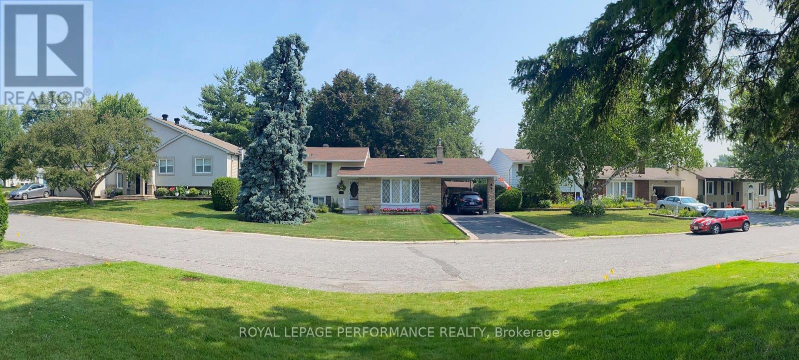 












45 KEEWATIN CRESCENT

,
Ottawa,




Ontario
K2E5S2

