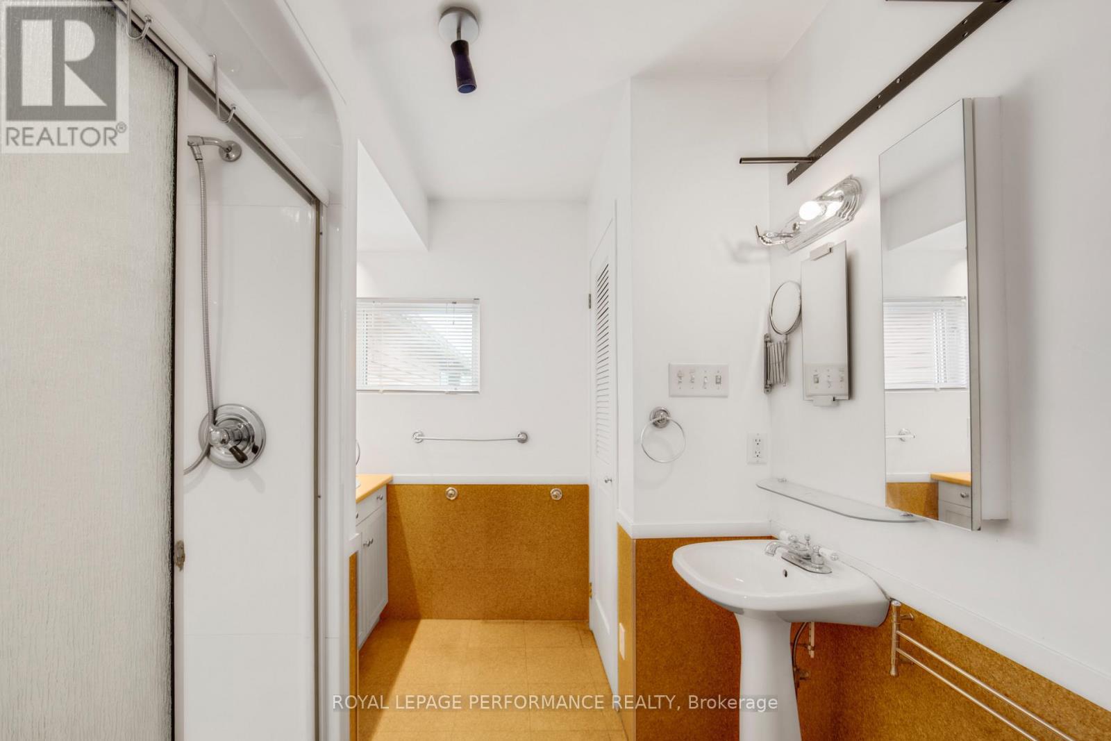 












2575 CONCESSION 2 ROAD

,
Alfred and Plantagenet,




Ontario
K0B1J0

