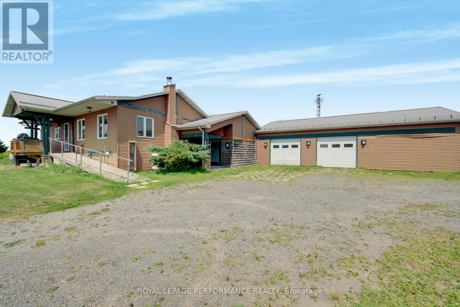 












2575 CONCESSION 2 ROAD

,
Alfred and Plantagenet,




Ontario
K0B1J0

