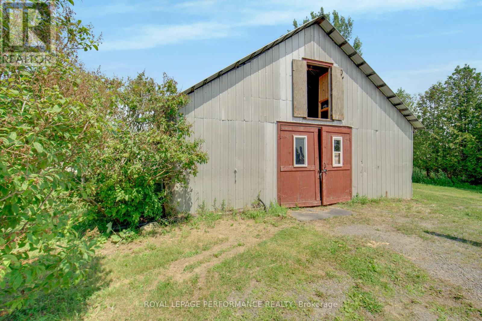 












2575 CONCESSION 2 ROAD

,
Alfred and Plantagenet,




Ontario
K0B1J0

