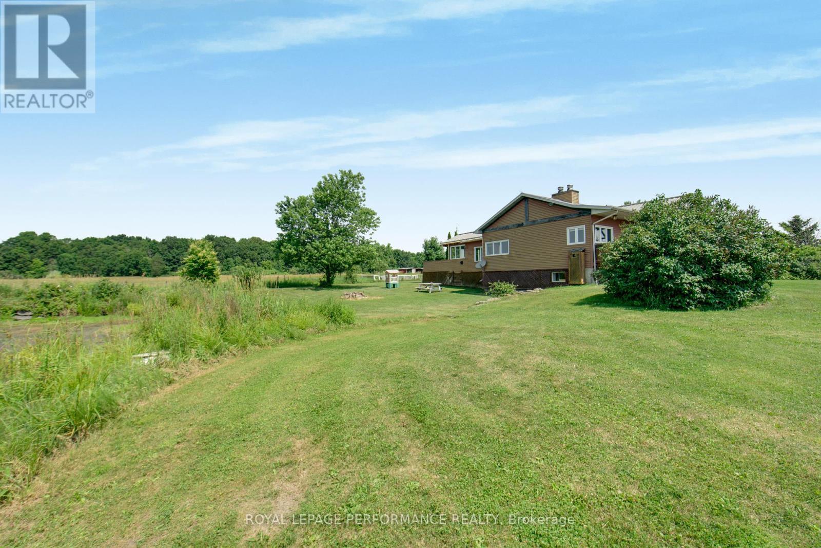 












2575 CONCESSION 2 ROAD

,
Alfred and Plantagenet,




Ontario
K0B1J0

