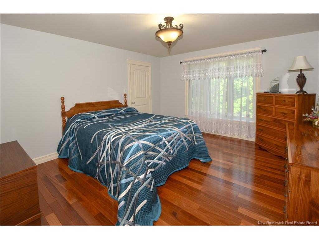 









56


des Perdrix

LANE,
Pointe-À-Tom,




NB
E1X 0A5

