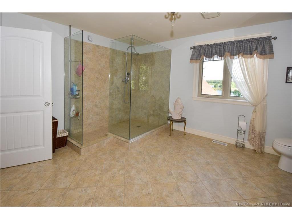 









56


des Perdrix

LANE,
Pointe-À-Tom,




NB
E1X 0A5

