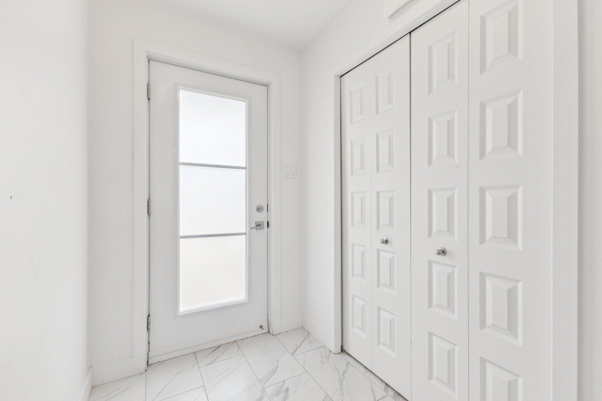 









203


Rue Guy-Lafleur

,
Thurso,




QC
J0X3B0

